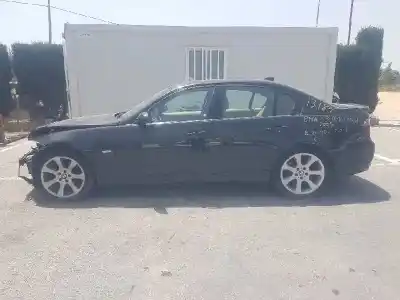 Veículo de Sucata BMW SERIE 3 BERLINA (E90) 320d do ano 2005 alimentado 204D4