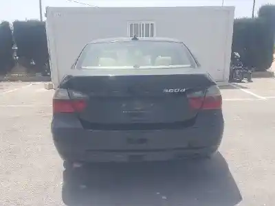 Veículo de Sucata bmw serie 3 berlina (e90) 320d do ano 2005 alimentado 204d4