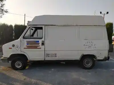 Verschrottungsfahrzeug PEUGEOT J5 (280) J 5 1300 des Jahres 1984 angetrieben U25651