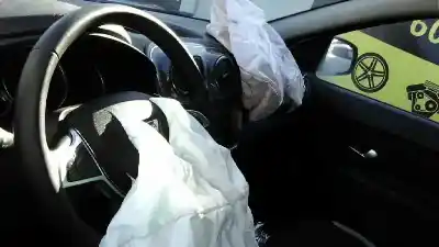 Veículo de Sucata dacia sandero stepway do ano 2016 alimentado h4bb408