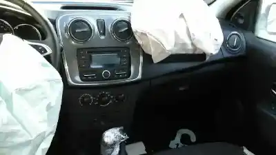 Veículo de Sucata dacia sandero stepway do ano 2016 alimentado h4bb408