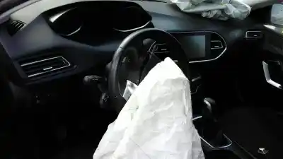 Scrapping Vehicle peugeot 308 style of the year 2017 powered hn01