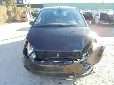 Здавання транспортного засобу ford focus c-max (cap) ghia (d) року 2004 потужний g6da