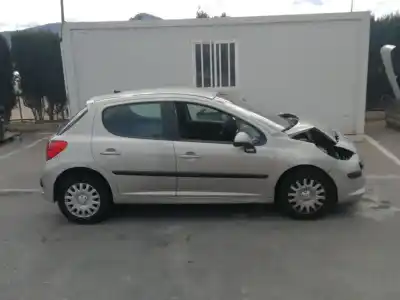 Véhicule à la ferraille peugeot 207 urban de l'année 2008 alimenté 8fs