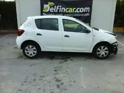 Veículo de Sucata dacia sandero basis do ano 2018 alimentado b4de411