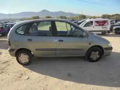Scrapping Vehicle renault megane i scenic (ja0) 2.0 alize of the year 1998 powered f3r 791,f3r 796
