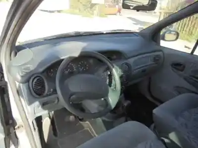 Scrapping Vehicle renault megane i scenic (ja0) 2.0 alize of the year 1998 powered f3r 791,f3r 796