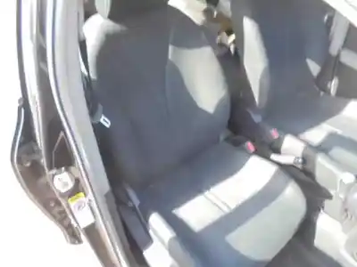 Veicolo di demolizione toyota yaris (ksp9/scp9/nlp9) básico dell'anno 2007 alimentato 2sz