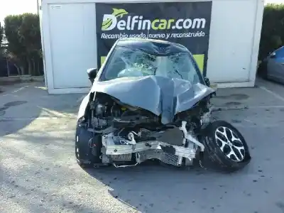 Veículo de Sucata renault captur zen do ano 2018 alimentado h5fg4