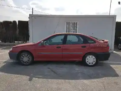 Veículo de Sucata RENAULT LAGUNA (B56) 2.0 RT (B56C/H/L) do ano 1994 alimentado F3PD720