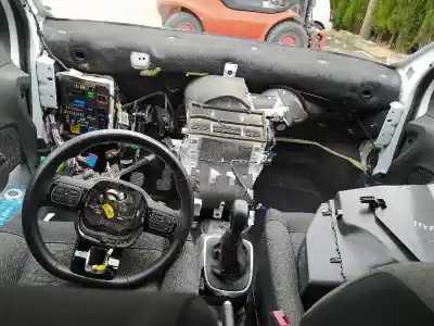 Veículo de Sucata citroen c3 feel do ano 2019 alimentado hm05