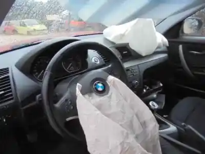 Veículo de Sucata bmw serie 1 berlina (e81/e87) 116d do ano 2010 alimentado n47d20a