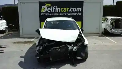 Veículo de Sucata kia rio concept do ano 2012 alimentado g4la