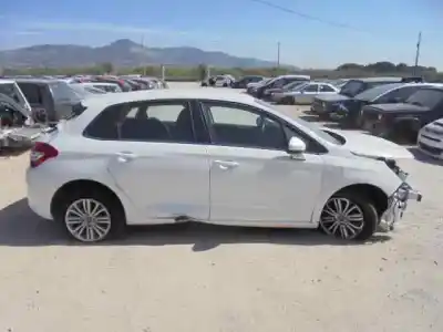 Vehicul casat citroen c4 lim. business al anului 2014 alimentat 9hp (dv6dted)