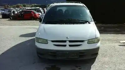 Sloopvoertuig chrysler voyager (gs) 2.5 td van het jaar 1998 aangedreven d m00