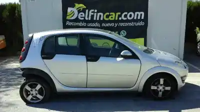 Здавання транспортного засобу smart forfour básico (70kw) року 2004 потужний 135930