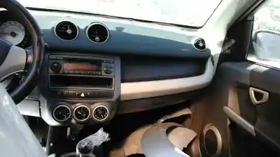 Здавання транспортного засобу smart forfour básico (70kw) року 2004 потужний 135930