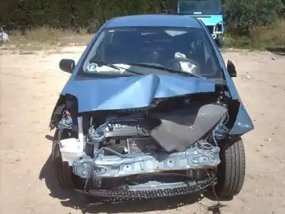 Véhicule à la ferraille toyota yaris (ksp9/scp9/nlp9) básico de l'année 2008 alimenté 2szfe