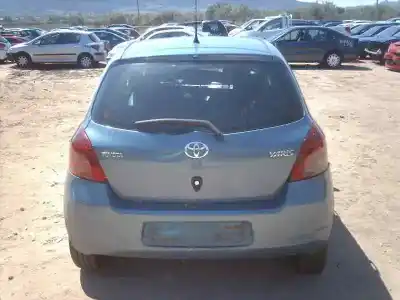 Véhicule à la ferraille toyota yaris (ksp9/scp9/nlp9) básico de l'année 2008 alimenté 2szfe