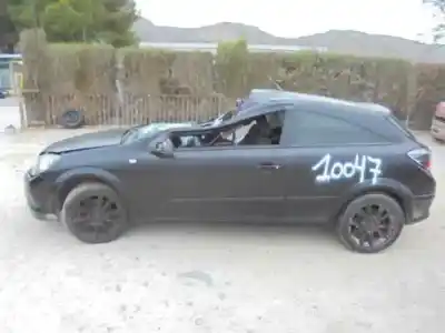 Здавання транспортного засобу OPEL ASTRA GTC Cosmo року 2005 потужний Z18XE