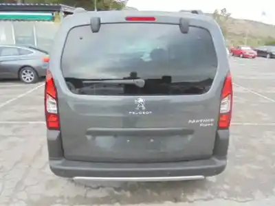 Veículo de Sucata peugeot partner tepee outdoor do ano 2017 alimentado bh01