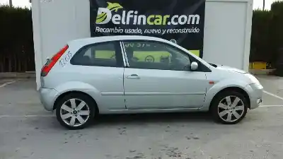 Veículo de Sucata ford fiesta (cbk) trend do ano 2004 alimentado f6ja