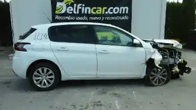 Veículo de Sucata peugeot 308 allure do ano 2018 alimentado yh01