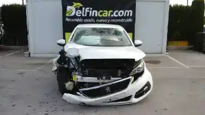 Veículo de Sucata peugeot 308 allure do ano 2018 alimentado yh01