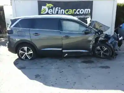 Vehicul casat peugeot 5008 gt line 1.5 hdi 130 cv al anului 2019 alimentat yh01