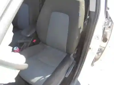 Veículo de Sucata kia cee´d concept do ano 2010 alimentado d4fb-w