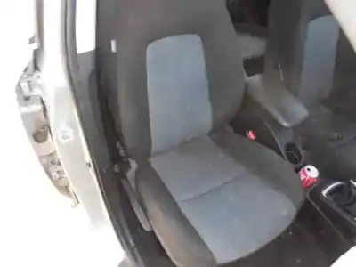 Veículo de Sucata kia cee´d concept do ano 2010 alimentado d4fb-w