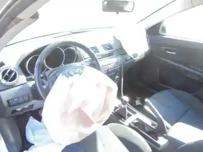 Veículo de Sucata mazda 3 berlina (bk) 1.6 vvt active do ano 2004 alimentado z6