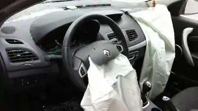 Veículo de Sucata renault fluence expression do ano 2010 alimentado k9kg8