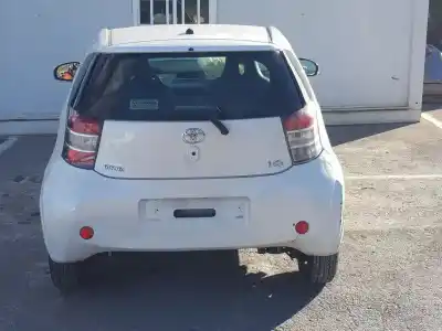 Veicolo di demolizione toyota iq básico dell'anno 2009 alimentato 1kr