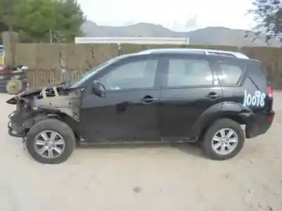 Vehicul casat citroen c-crosser exclusive al anului 2008 alimentat 4hndw12mted4