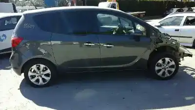 Veicolo di demolizione opel meriva b cosmo dell'anno 2010 alimentato a14nel