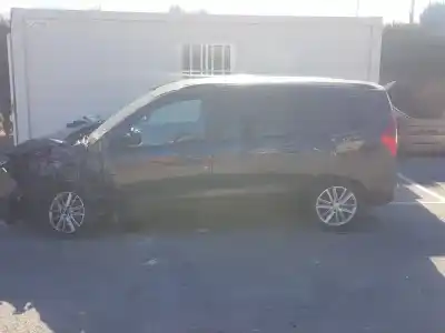 Veículo de Sucata DACIA LODGY Laureate do ano 2017 alimentado H5FF4