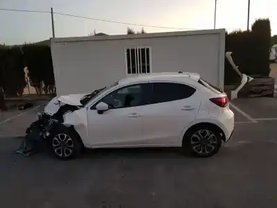 Здавання транспортного засобу MAZDA 2 LIM. () Luxury року 2015 потужний P5