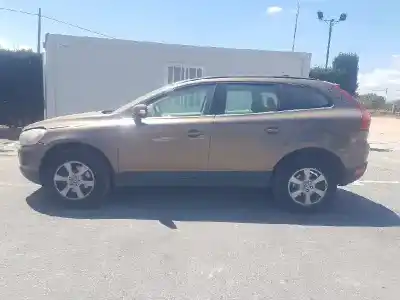 Veicolo di demolizione volvo xc60 kinetic awd dell'anno 2010 alimentato d5244t