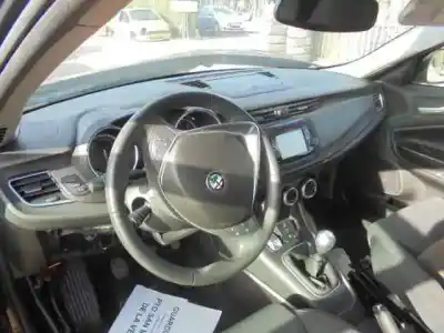 Veicolo di demolizione alfa romeo giulietta (191) distinctive dell'anno 2014 alimentato 940a3000