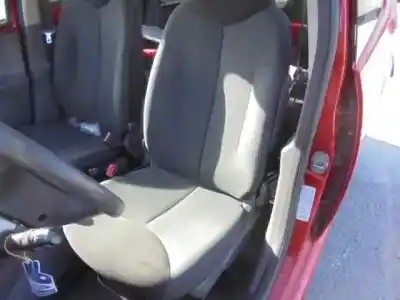 Veicolo di demolizione toyota aygo (kgb/wnb) básico dell'anno 2006 alimentato 1kr