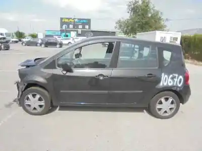 Scrapping Vehicle RENAULT GRAND MODUS Dynamique of the year 2010 powered K9KN7