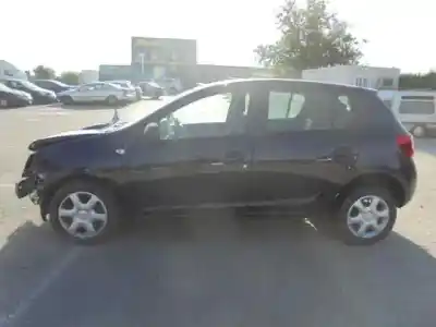 Scrapping Vehicle dacia sandero ambiance of the year 2015 powered d4ff7