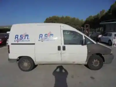 Здавання транспортного засобу citroen jumpy 2.0 hdi sx caja cerrada acristalada року 2002 потужний rhx