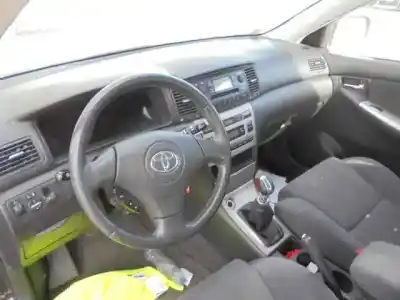 Scrapping Vehicle toyota corolla (e12) 1.6 16v of the year 2003 powered 3zzfe