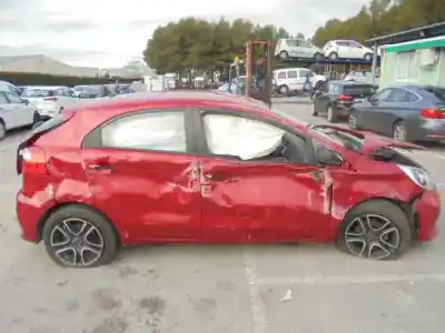 Veículo de Sucata kia rio concept do ano 2016 alimentado g4la