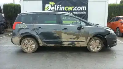 Vehicul casat peugeot 5008 active al anului 2016 alimentat ah01