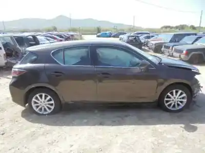 Scrapping Vehicle lexus ct 200h of the year 2012 powered 2zr