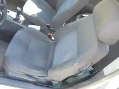 Veicolo di demolizione volkswagen polo (9n3) advance dell'anno 2006 alimentato bnv