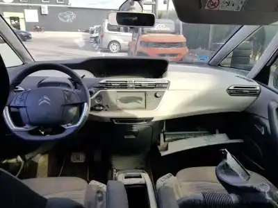 Veicolo di demolizione citroen c4 space tourer blue hdi 130 dell'anno 2019 alimentato yh01